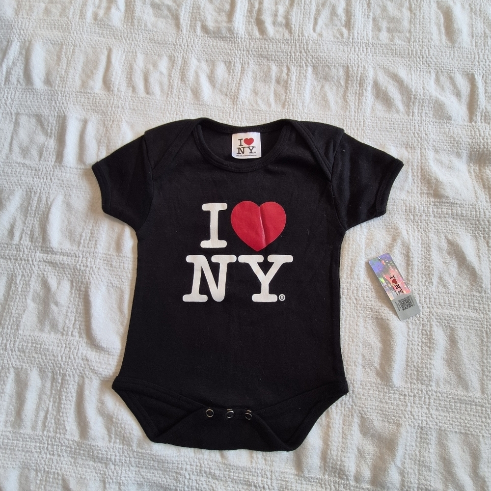 Rafia boys or girls I heart New York baby bodysuit NWT